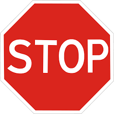 Знак STOP перед постом