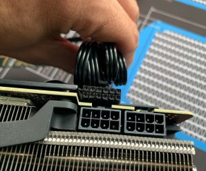 12-контактный разъем Nvidia оказался меньше, чем 8-контактный разъем дополнительного питания PCIe