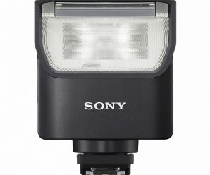 Вспышка Sony HVL-F28RM полагается на функцию распознавания лица камерой для улучшения портретов