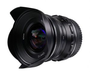 Объектив Pergear 12mm f/2 формата APS-C выпускается в вариантах с креплениями Sony E, Fujifilm X, Nikon F и M4/3