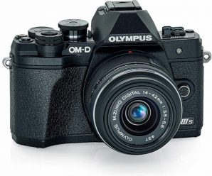 Начат прием предварительных заказов на камеру Olympus OM-D E-M10 Mark IIIs