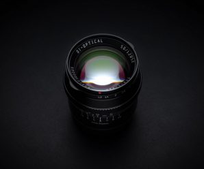 Объектив TTartisan 50mm f/1.2 предназначен для беззеркальных камер