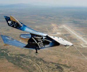 Virgin Galactic переносит начало туристических полётов в космос на будущий год