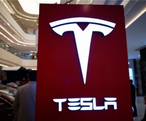 Акции Tesla сильно упали. И на то есть четыре причины
